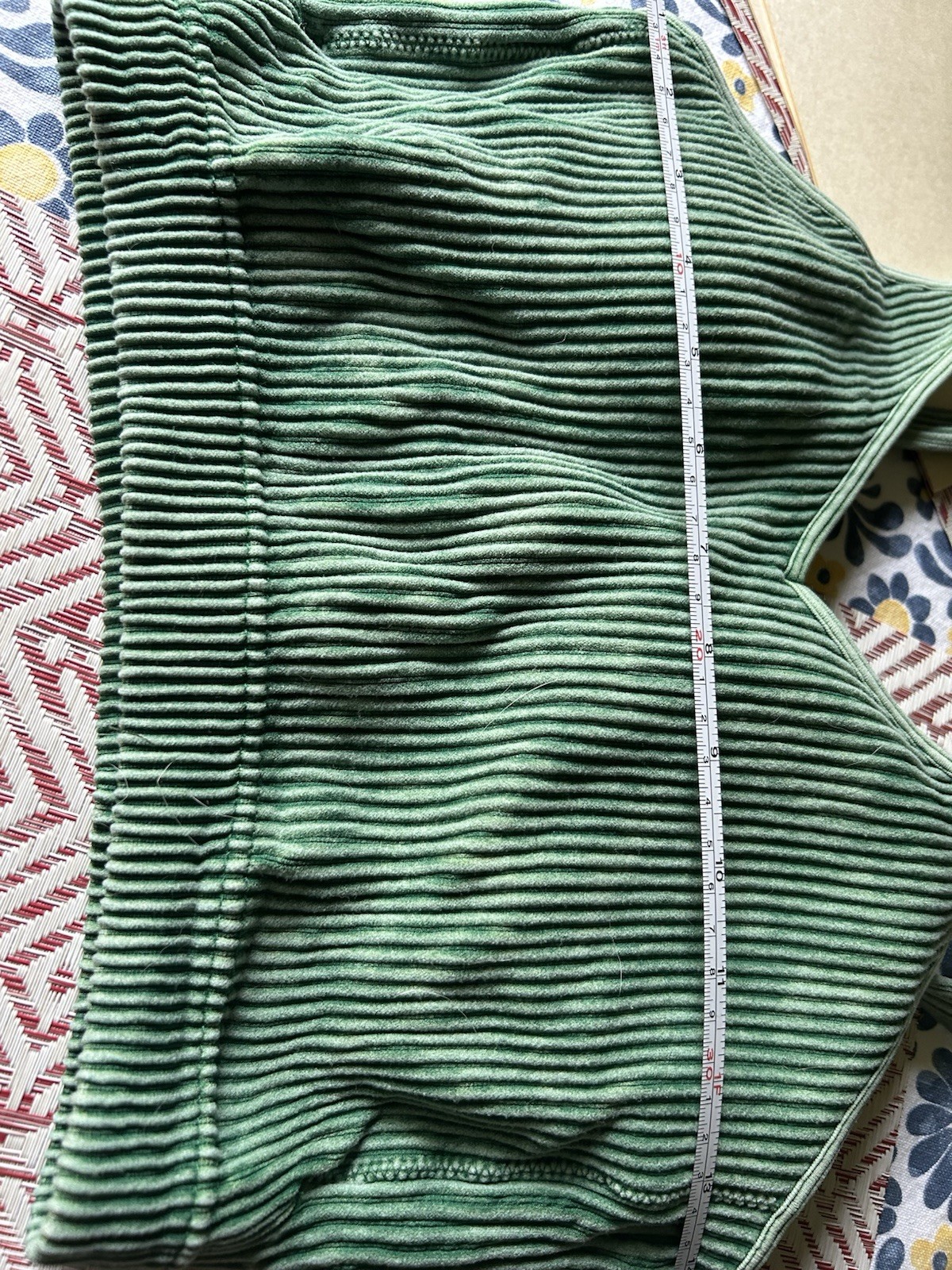 Zenana Outfitters Mint Green Ribbed Padded Crop Tank – Size 12