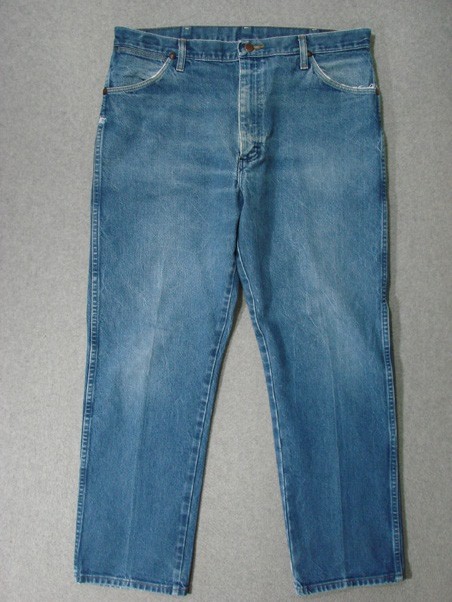 TD15401 USA **WRANGLER** 13MWZ STRAIGHT LEG JEANS 38×30 (msr 36″x30″)