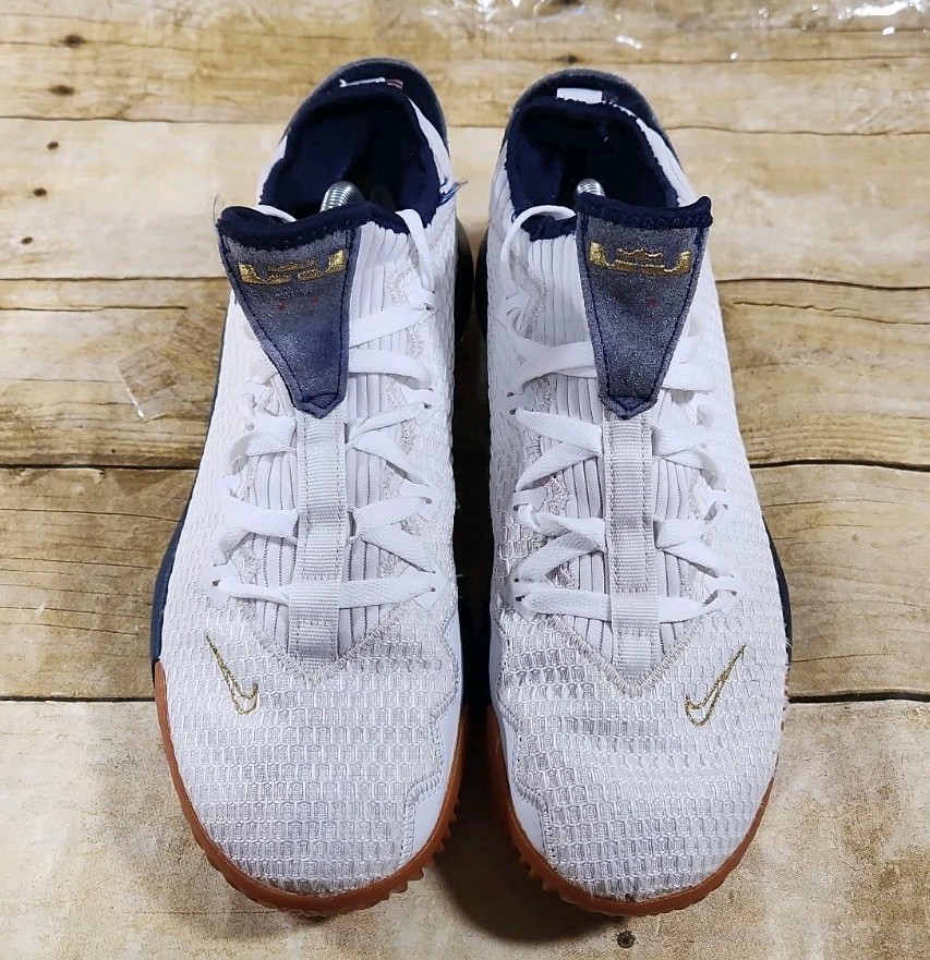 Nike LeBron 16 XVI Low ‘USA’ Men’s Size 10
