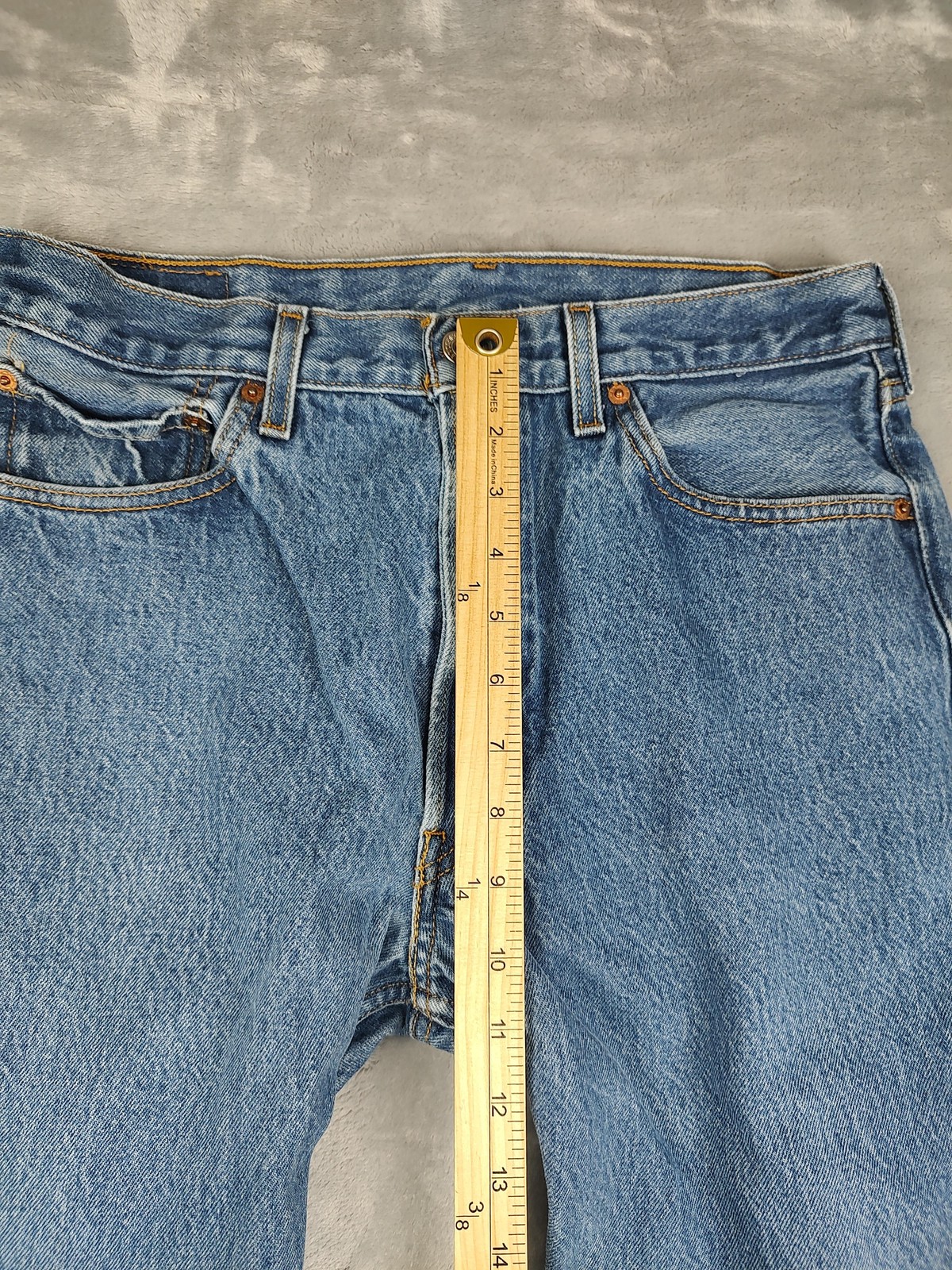 Levis 501 Jeans Mens 34×36 Blue Straight Leg Button Fly Denim Medium Wash
