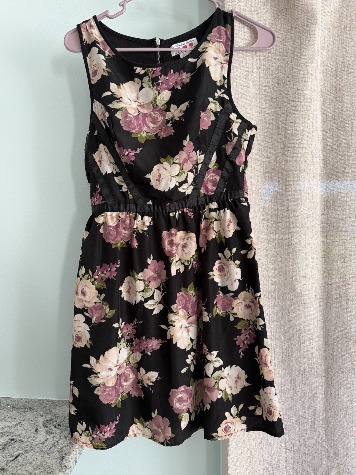 Three Pink Hearts Women’s Dress Sleeveless Floral Multi Colored Size S