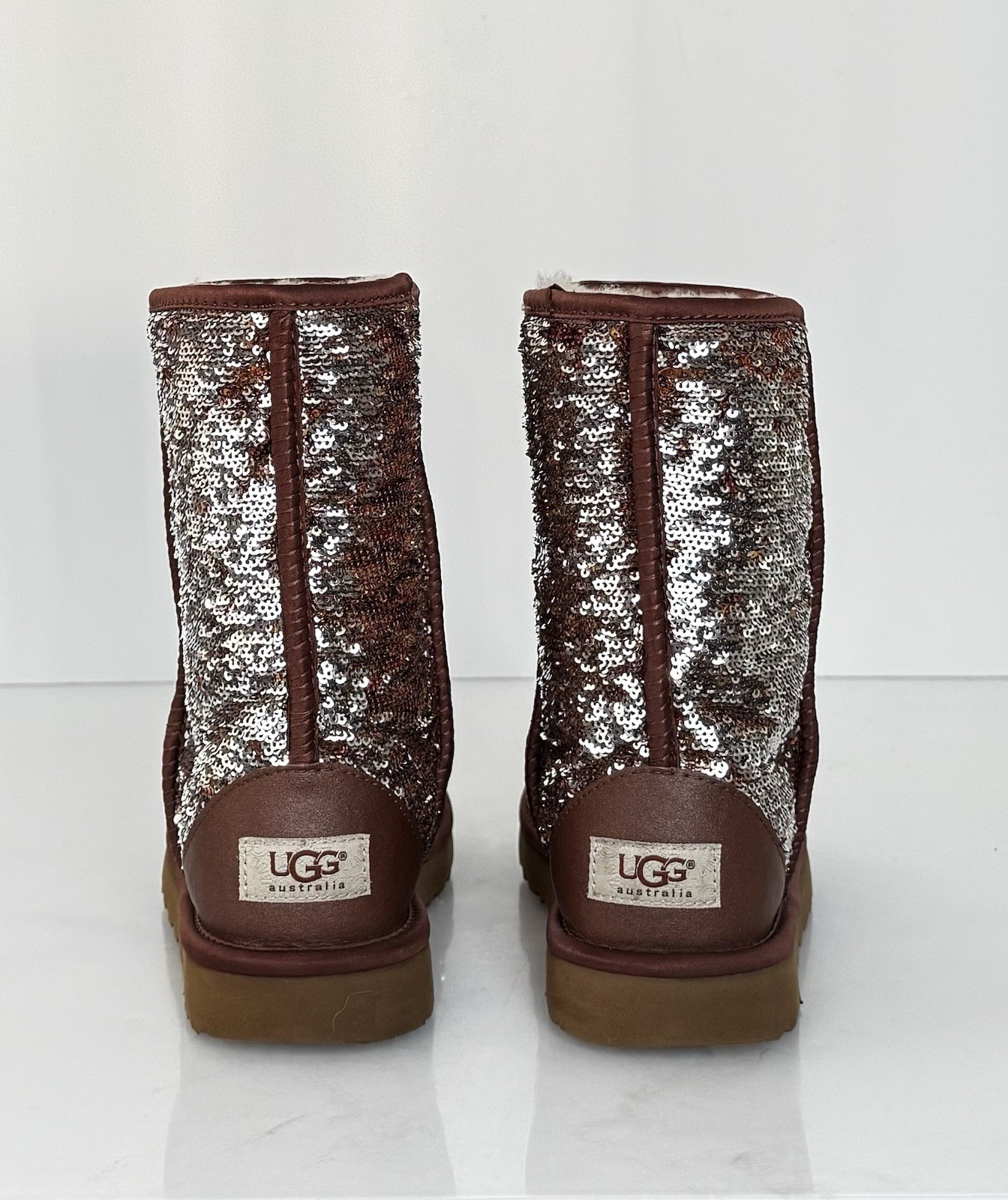 UGG CLASSIC SEQUIN AUTUMN SILVER 2 TONE HOLIDAY EDITION WOMEN SIZE 7 RARE 🔥