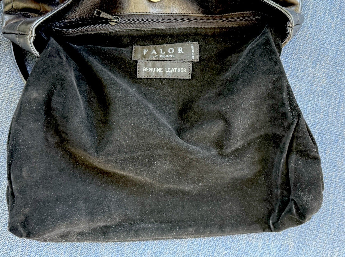 falor le borse croc embossed Black leather bag Italy EUC