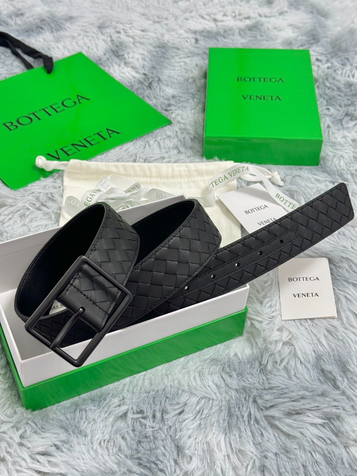 Bottega Veneta Intrecciato Woven Leather Belt Matte Black Buckle Black New.