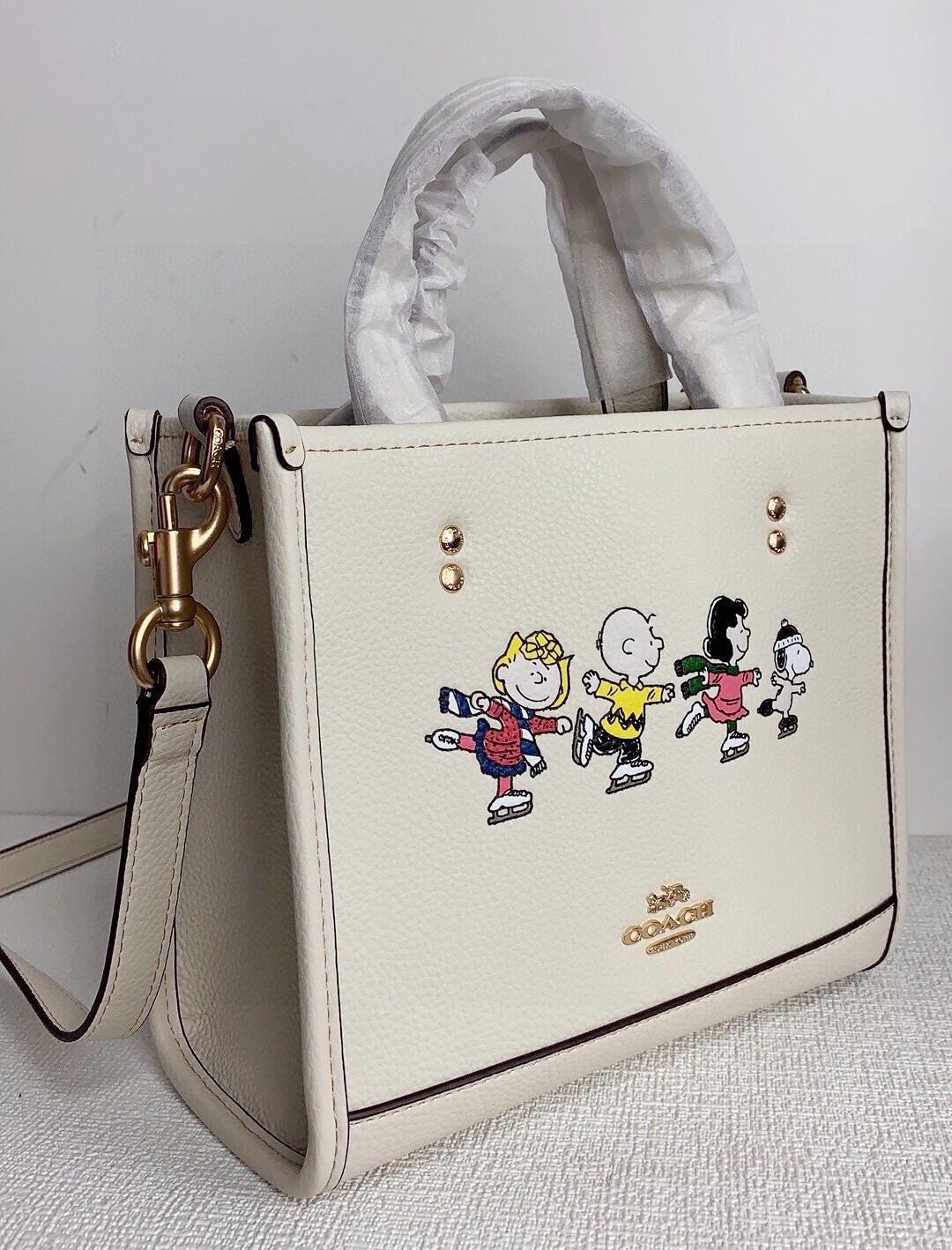 COACH Classic Printed Snoopy White Leather Shoulder Bag 8.6 in