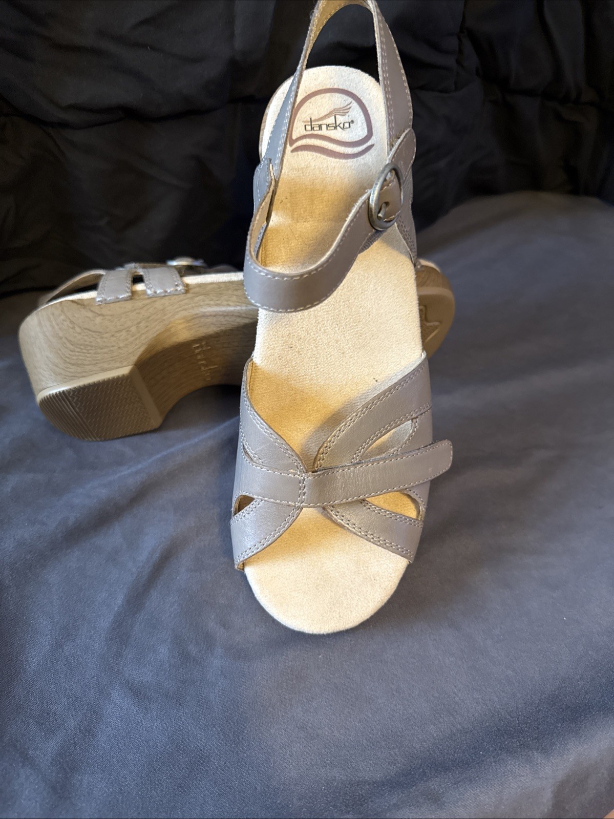 Dansko Season Burnished Calf Stone Sandal 38 NiB