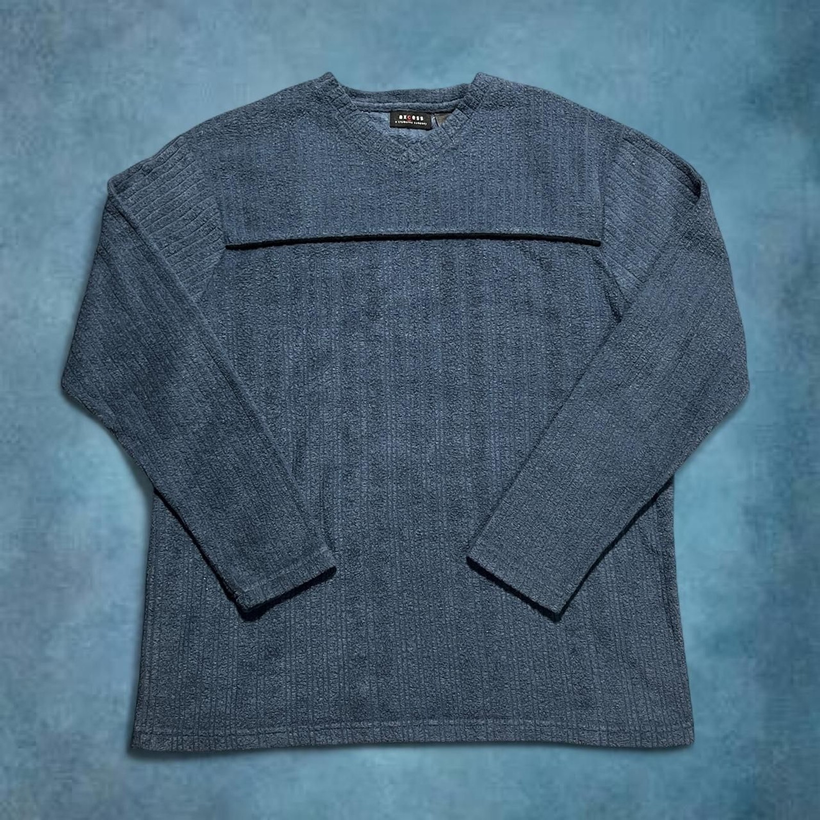 Men’s axcess blue sweater striped