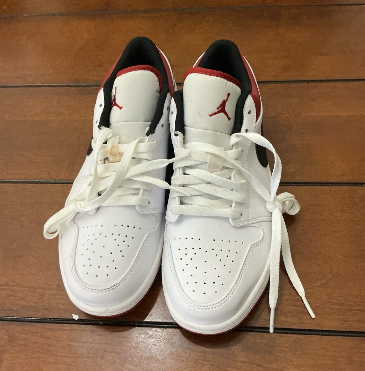 Jordan Air Jordan 1 Low Kids Sneaker US 8.5 White/Black/Red Leather size 8.5