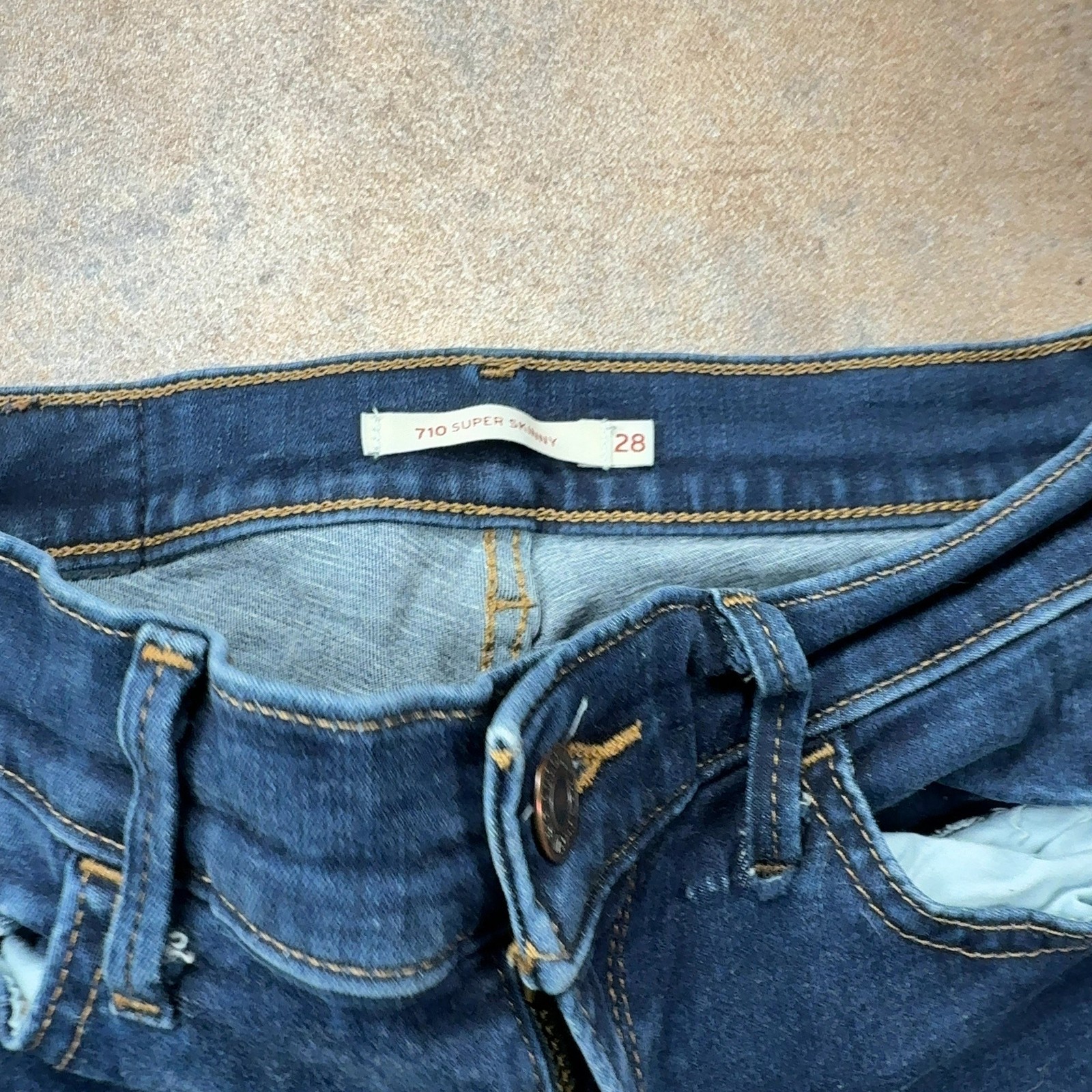 LEVI’S 710 Jeans Blue Womens (28 Inch Waist) (31 Inch Leg) Super Skinny Fit