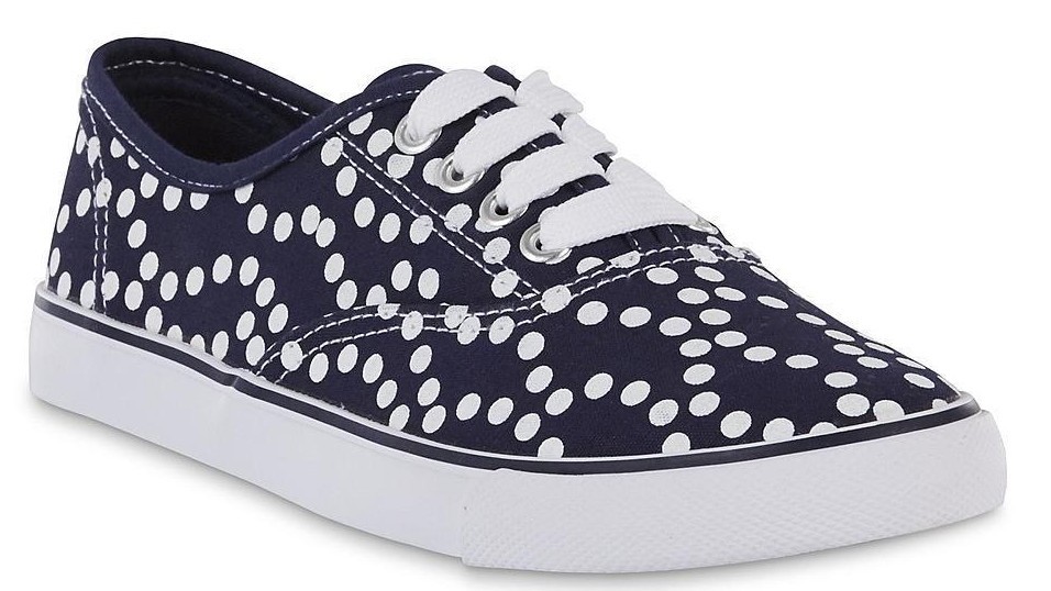 Joe Boxer Women’s Zahara Sneaker, Blue with white polka dots. 5,6,7, 8, 9, 10,11