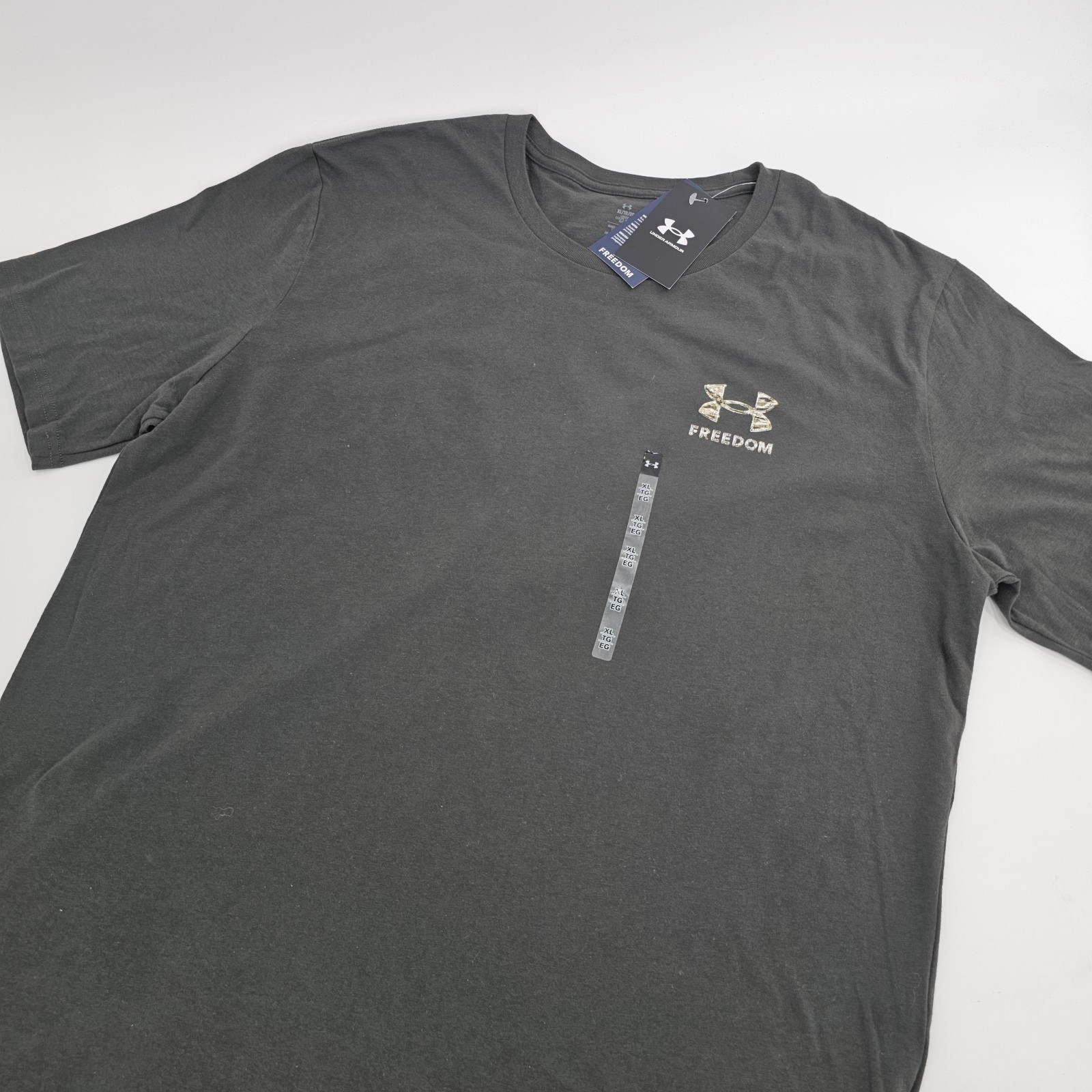 Under Armour UA Freedom Vintage Eagle Tee Mens X-LARGE XL T-Shirt Green NEW