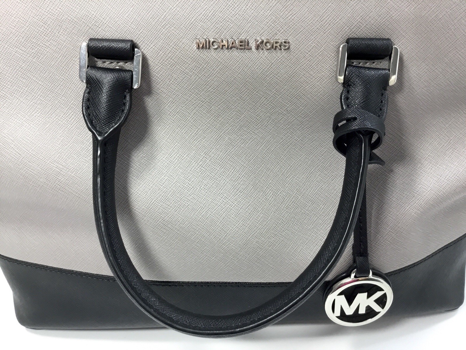MICHAEL Michael Kors Savannah Large Satchel (Pearl Grey/Black) 30F7SS7S3T-PGBLK