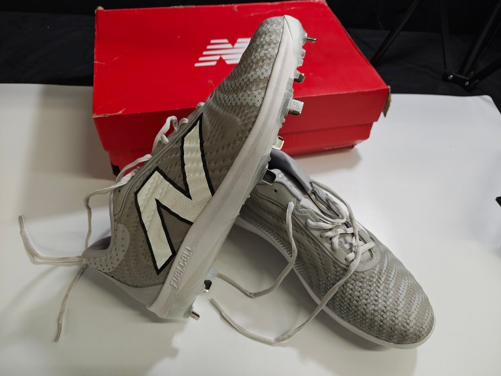 New Balance Fuel Cell 4040 Baseball Spikes Size 13