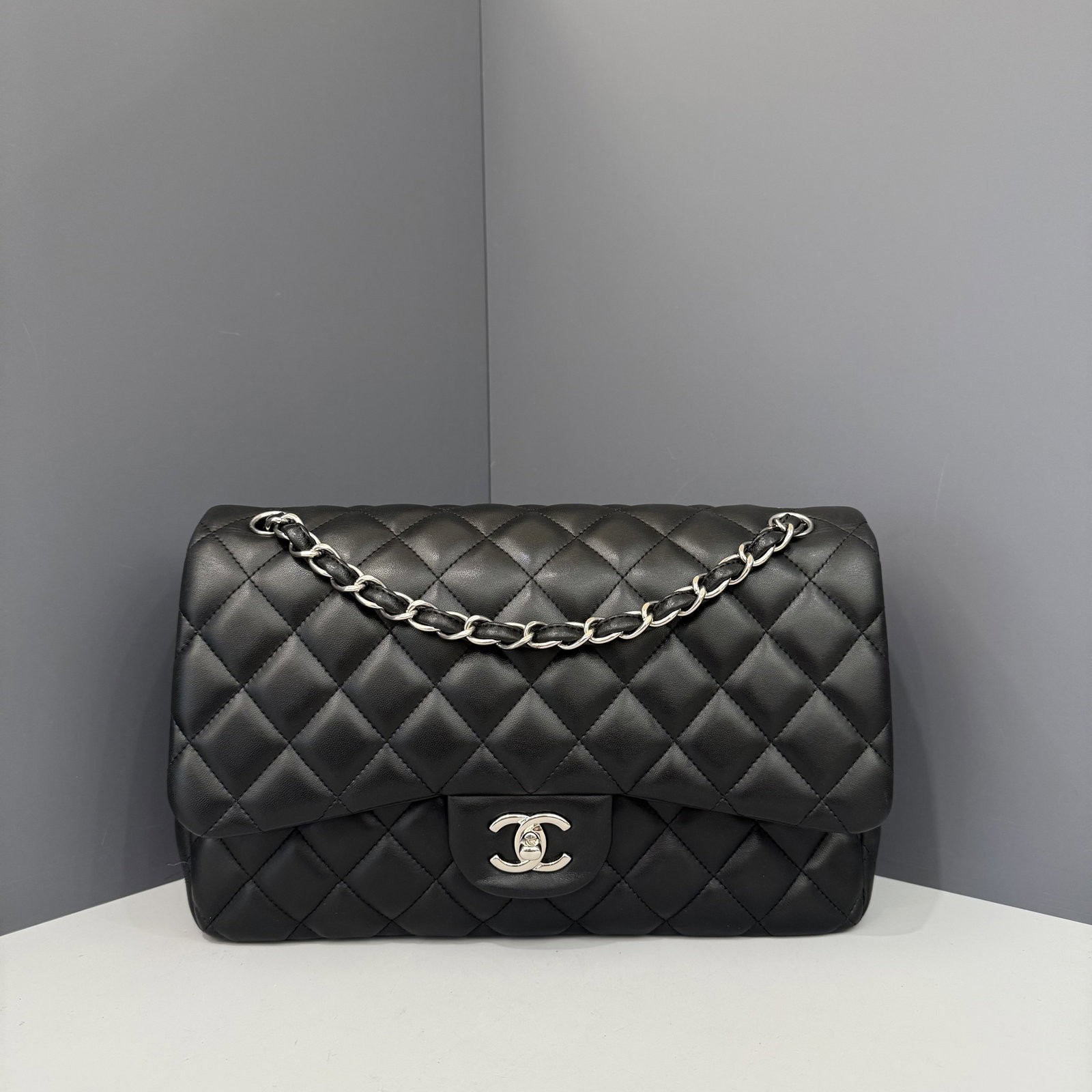 Chanel Jumbo Double Flap Black Lambskin (hs032826h4)