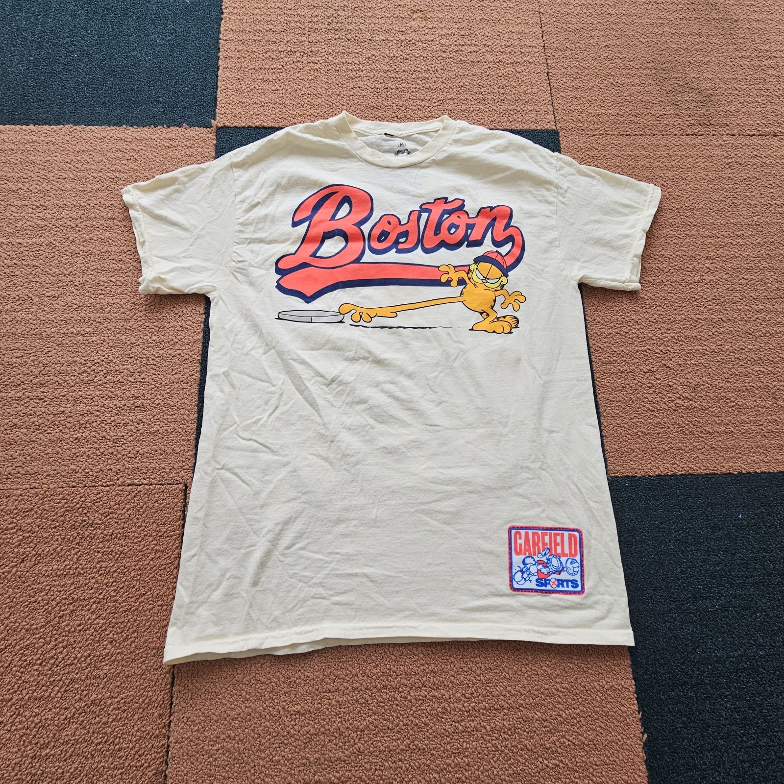 Garfield Boston Baseball Cartoon Graphic Design T-Shirt Medium Adult Cream Å9a