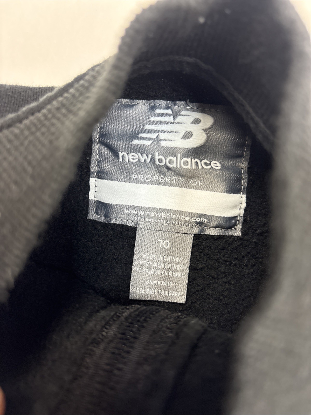 New Balance Boys Kid Size 10 Sweatshirt Black Gray Full Zipper Cotton Poly Blend