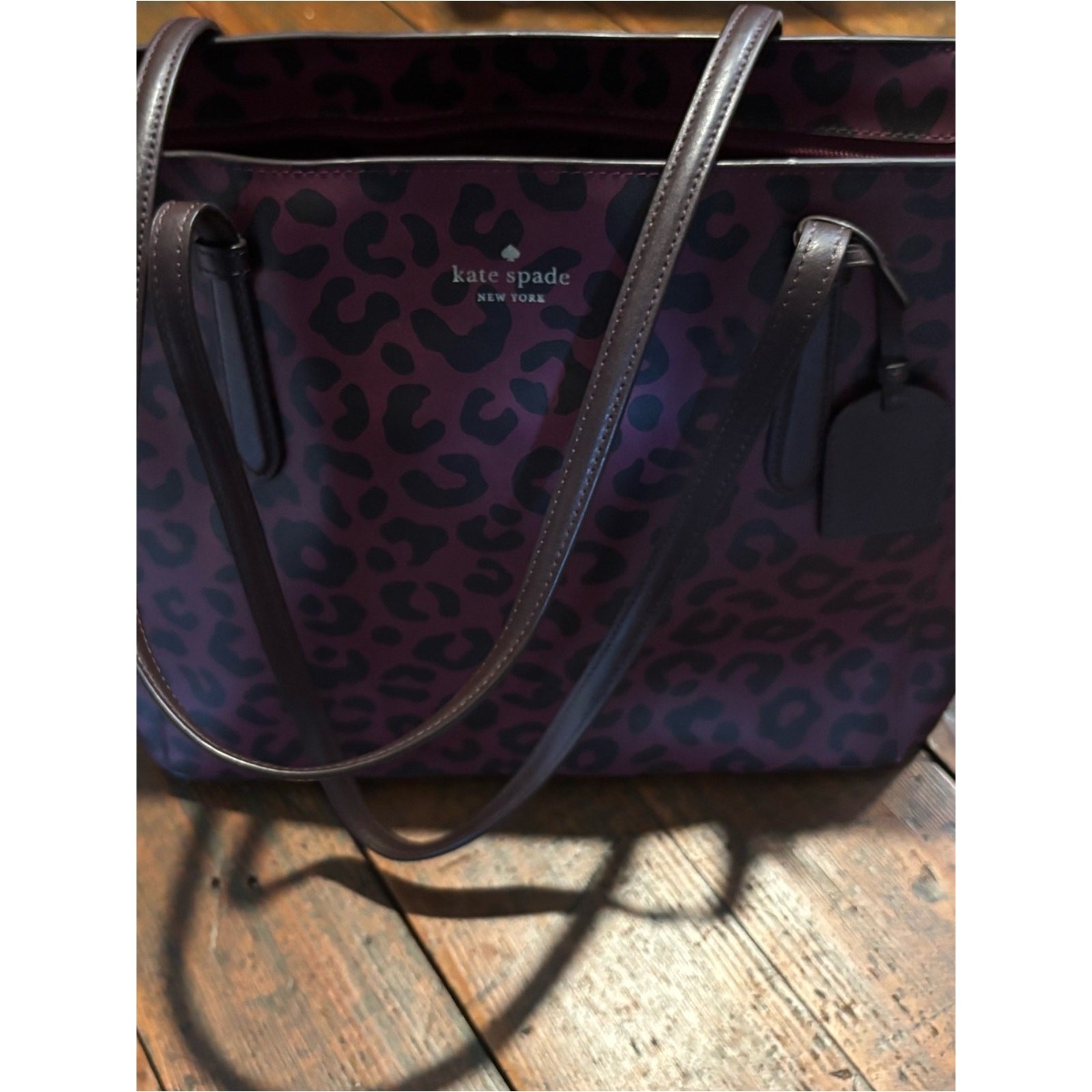 Kate Spade New York Schuyler Medium Toto Burgandy and Dark Brown Leopard-Prinr