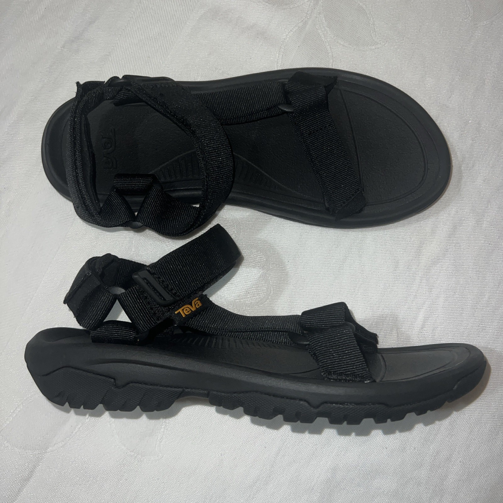 Teva men’s hurricane xlt2 Black sandals Sz 10
