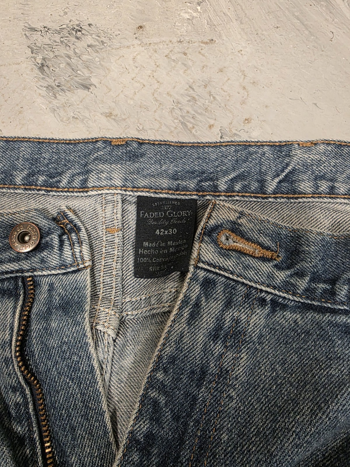 42×30 – 3 Jean Bundle, Lee And Faded Glory From The Late 90’s No Holes Or Rips