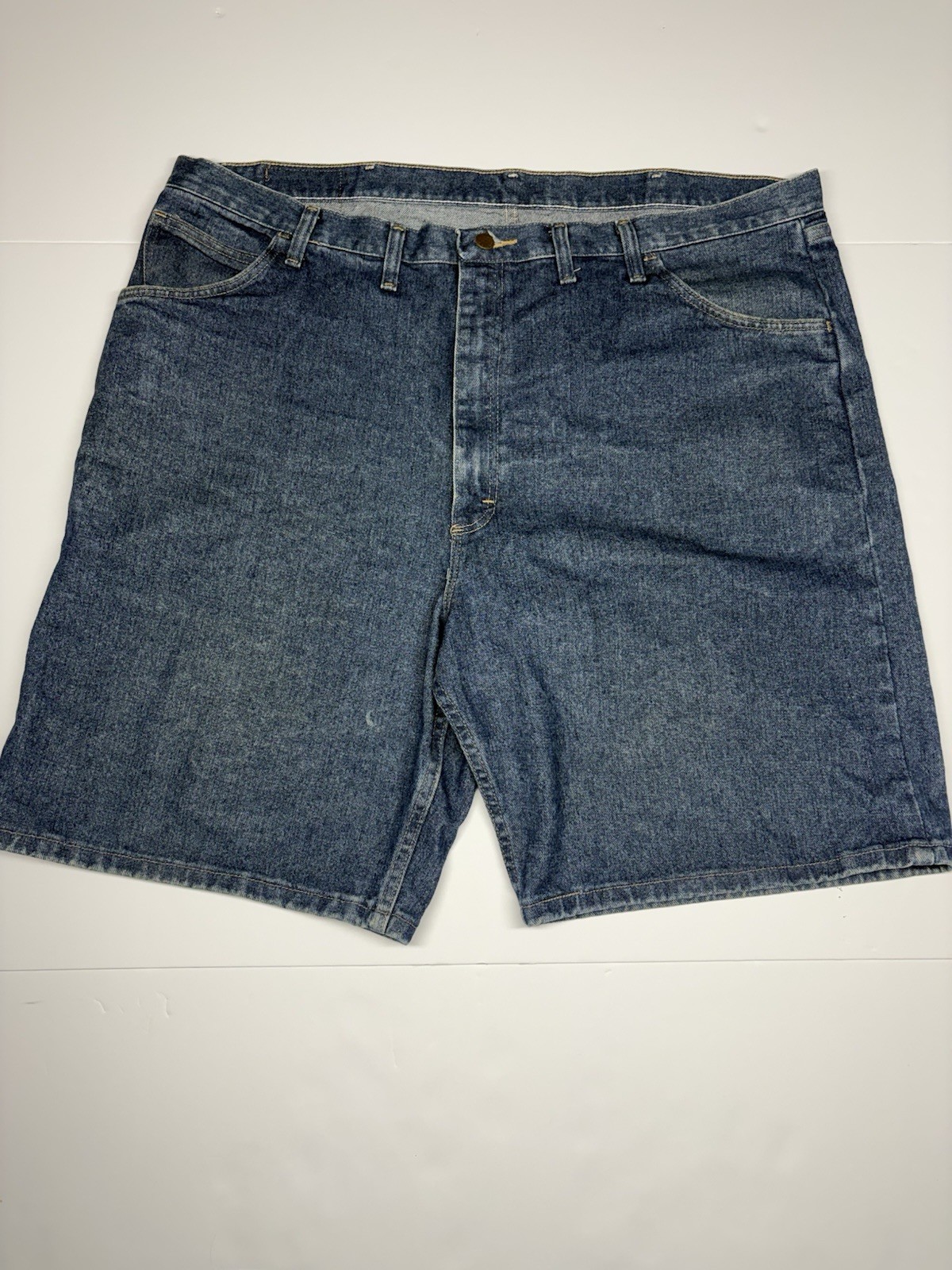 Wrangler Men’s Relaxed Fit Denim Shorts Size 44 Blue 100% Cotton Jean Shorts
