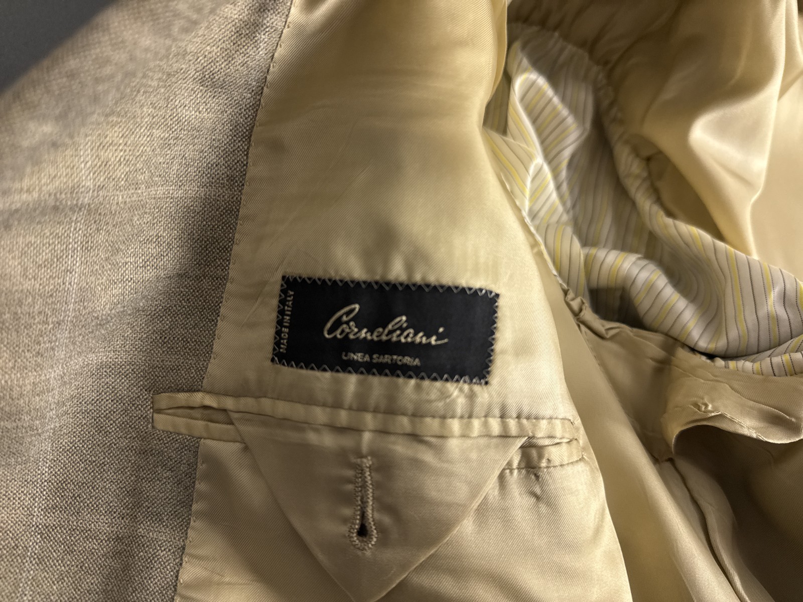 Corneliani Linea Sartoria Blazer EU58R UK48R Super 140s Beige Check Wool Jacket