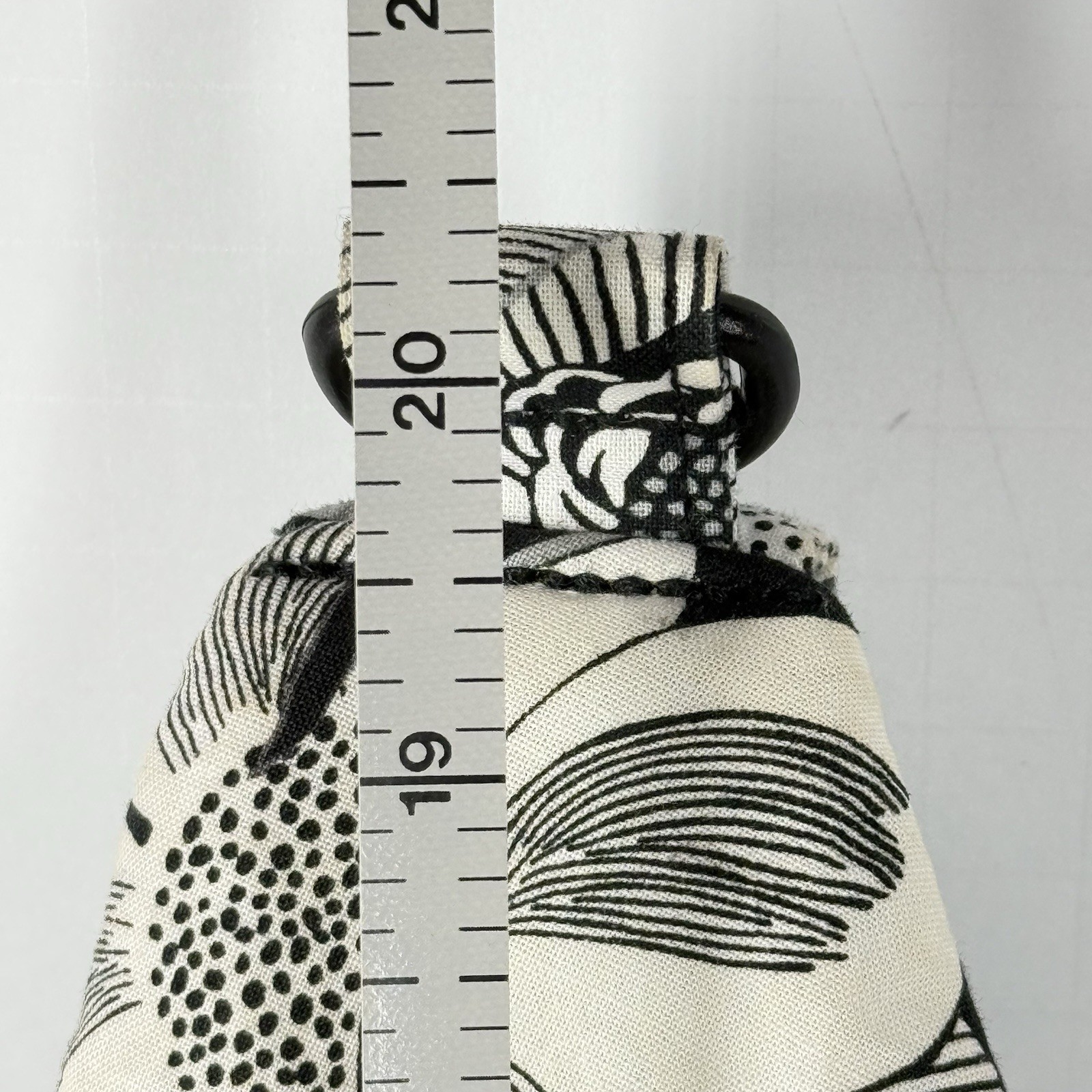 Vera Bradley Sling Pack Quilted Bedford Bloom Black White Floral Boho Travel