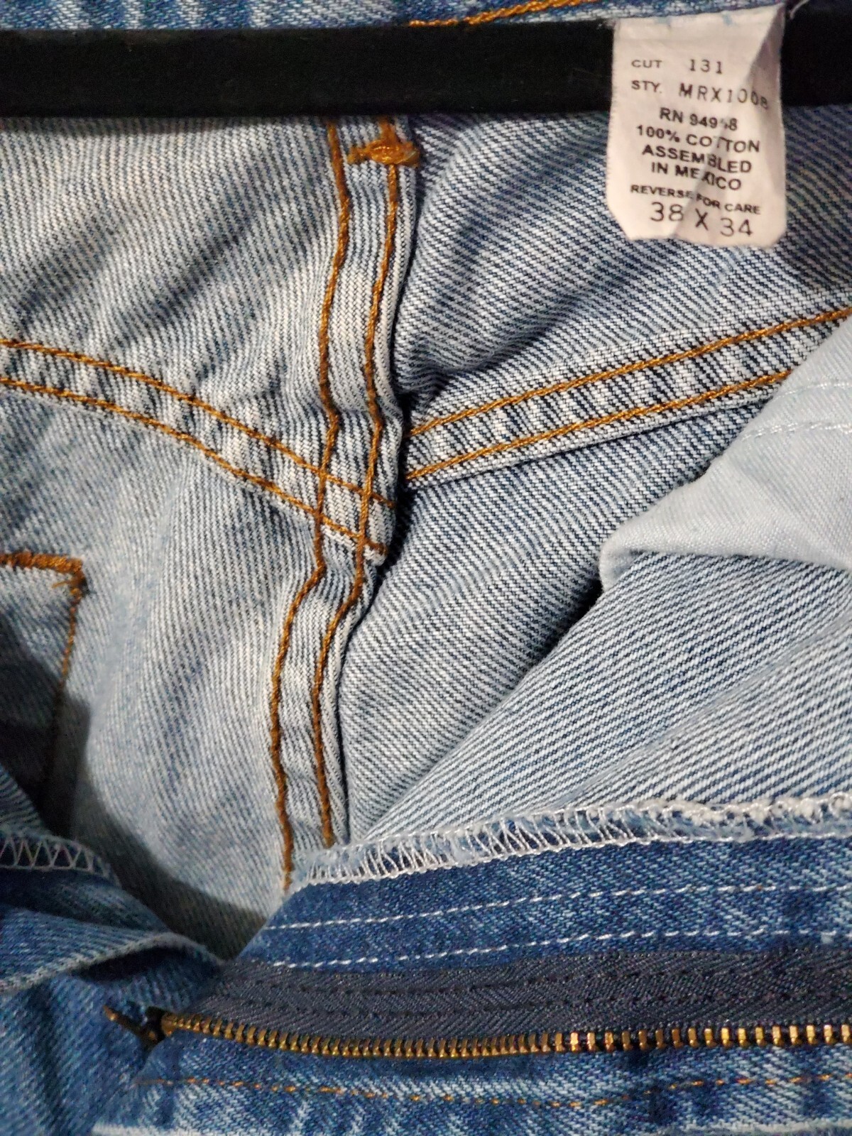 (4 Pieces) Kirkland Men’s Denim Jeans 38×34 Relaxed Fit