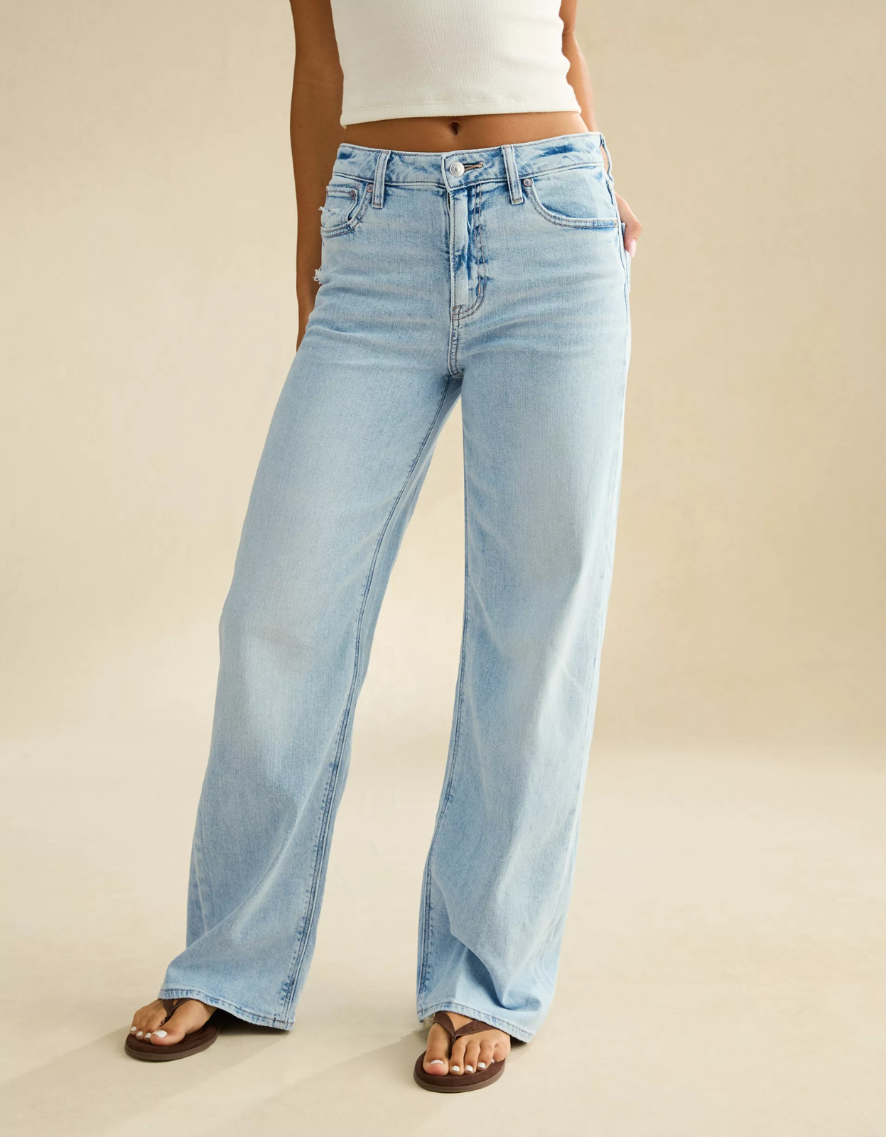 AE Super High-Waisted Baggy Wide-Leg Jean