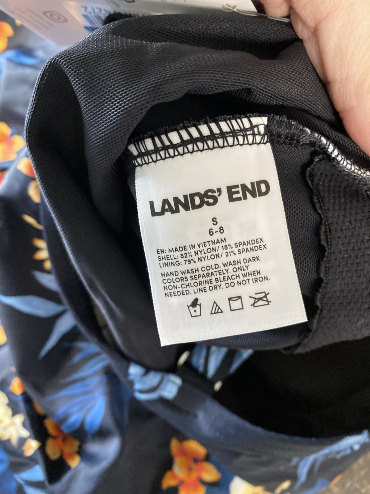 Lands’ End Ruched Sweetheart One Piece Swimsuit Black Tropical Size S 6-8 New