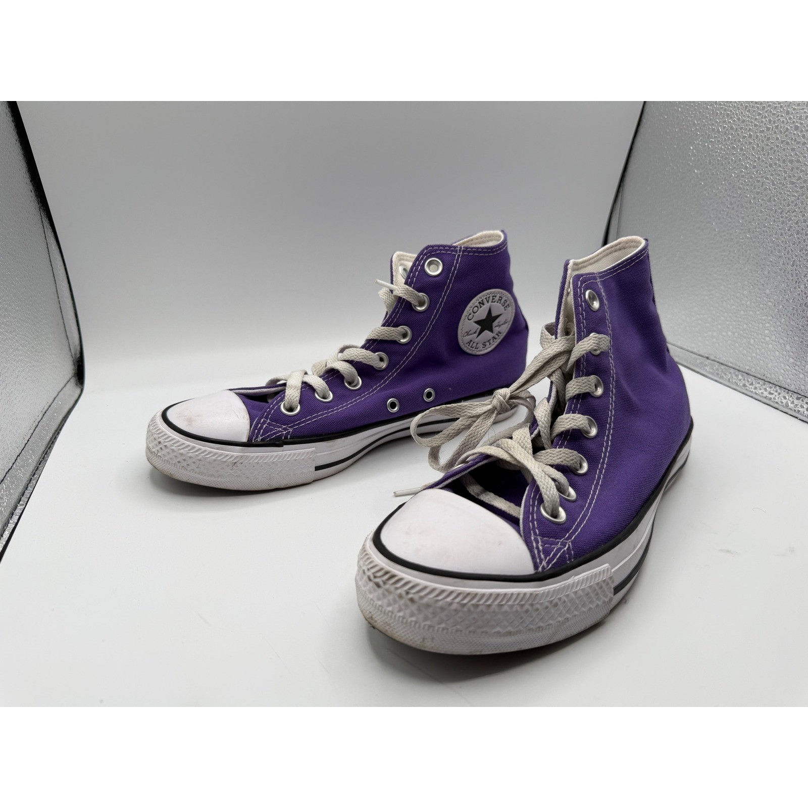 Converse Chuck Taylor All Star High Top Purple Canvas Sneakers 137833F w7.5