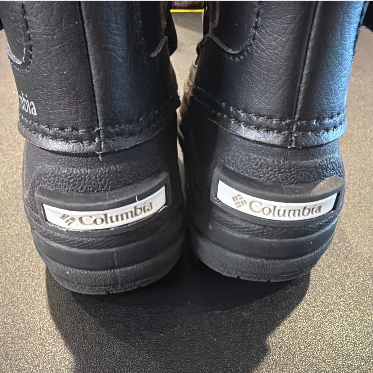 Columbia Bugaboot Celsius Strap Waterproof Snow Boots, Black, Toddler Size 6C