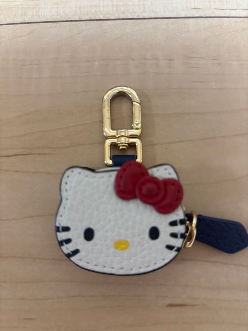 MAISON de SABRE x Hello Kitty Leather Coin Case Key Charm Sanrio Limited Used