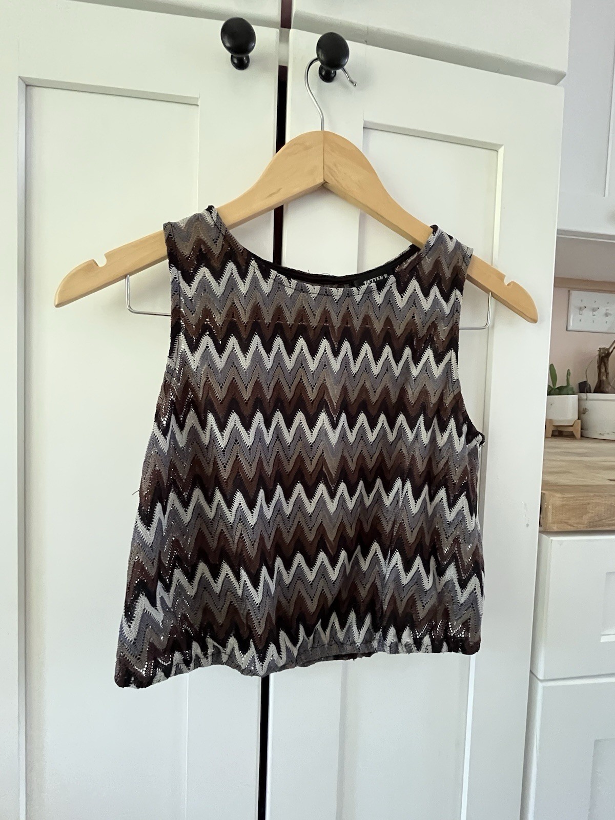 Better B Womens S Brown/Black/White/Gray Chevron Round Neck Knit Tank Zip Y2K