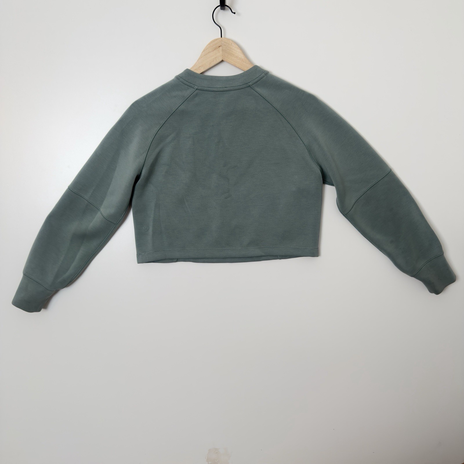 Lululemon Smooth Spacer Cropped Pullover In Crater Blue Size 0 Women’s EUC RARE