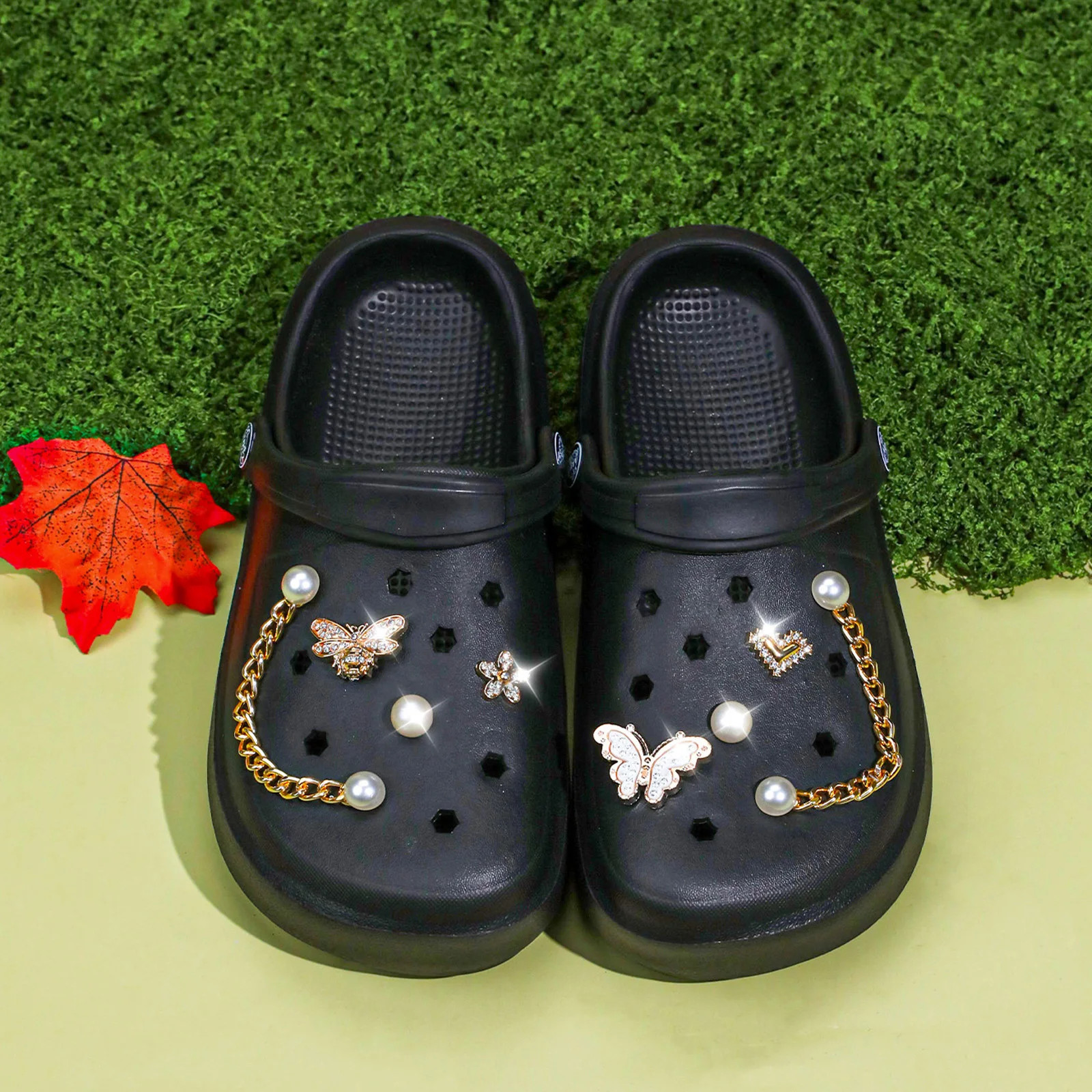 Ladies’ Clogs Outdoor and Indoor, Lightweight Two-way Wear Garden Shoes