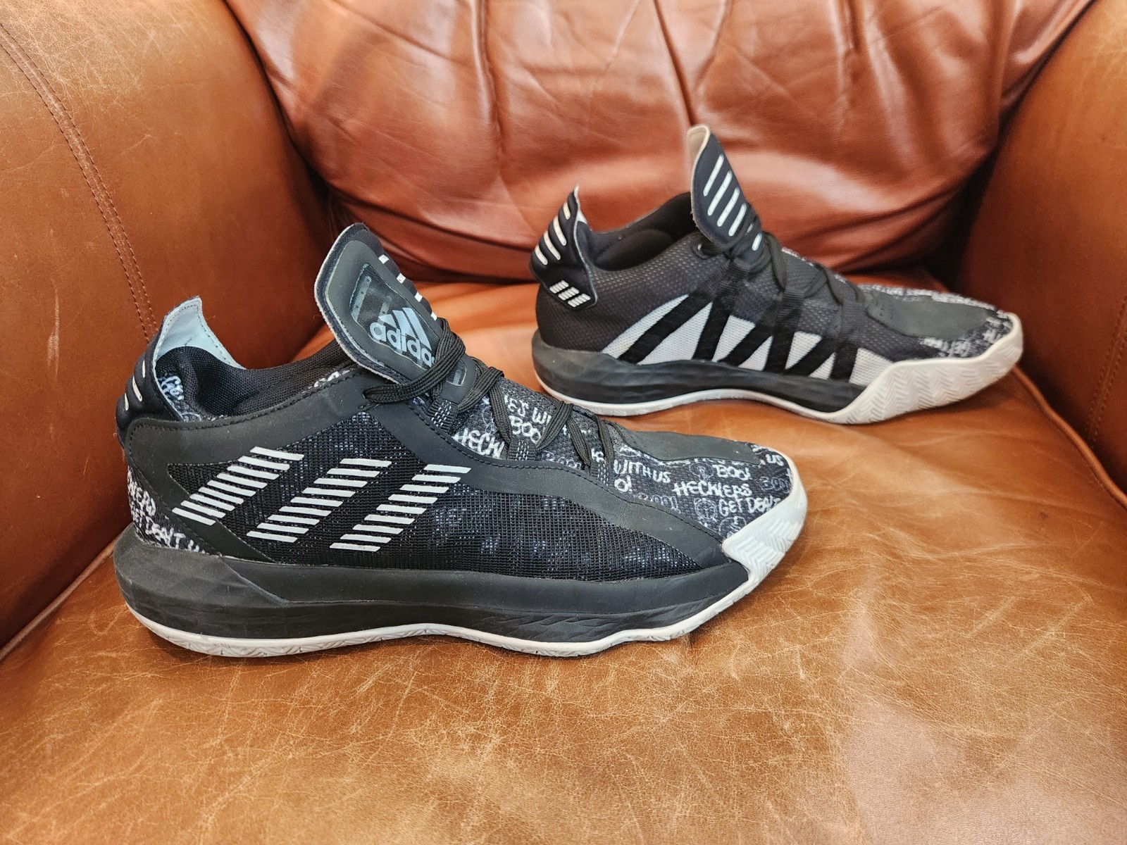 Adidas Dame 6 Core Black White Hecklers Get Dealt With EXCELLENT CONDITION M 9.5
