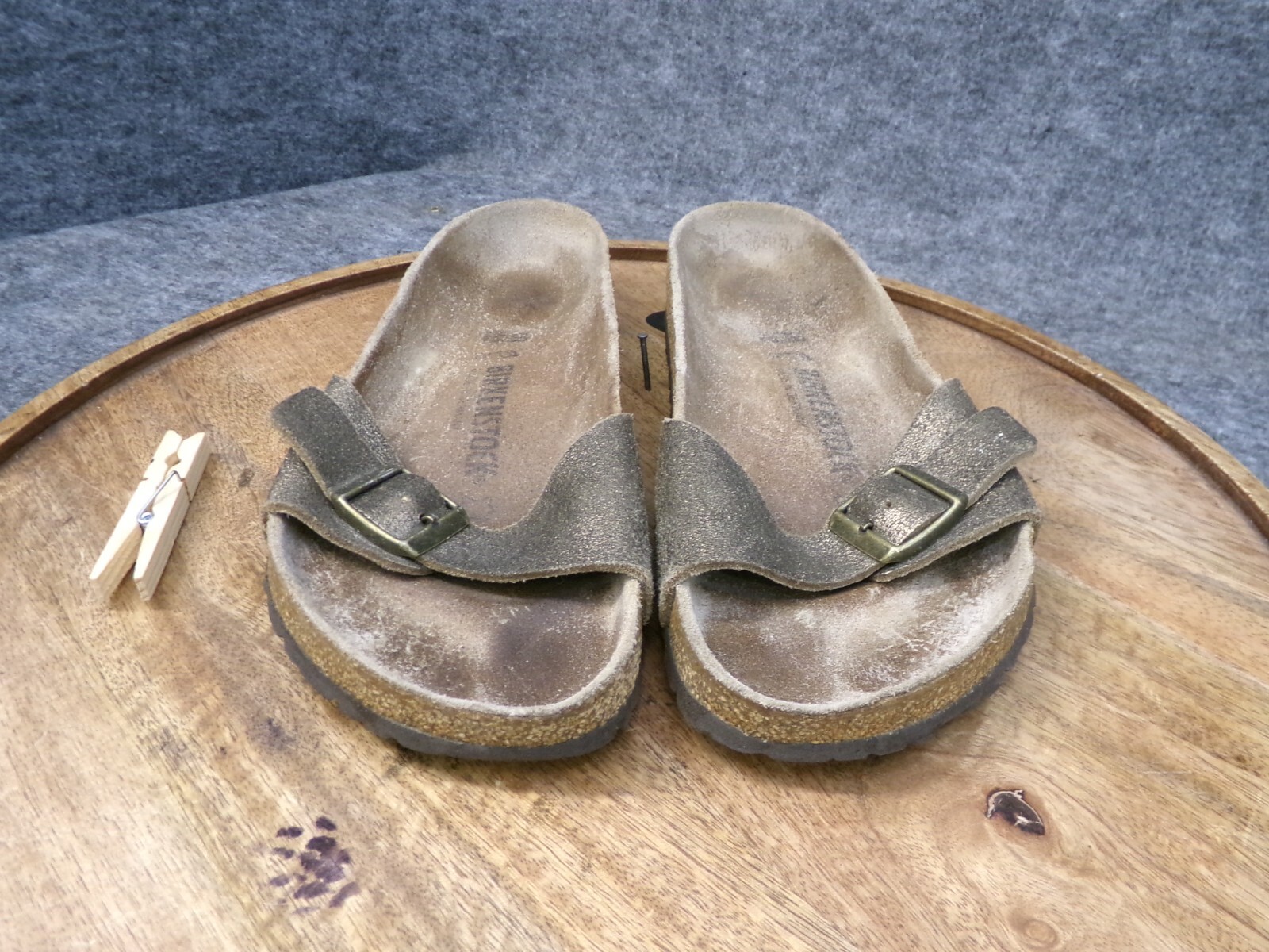 Birkenstocks Madrid Big Buckle Washed Metallic Gold Sandals Size 38 US 7 Reg.