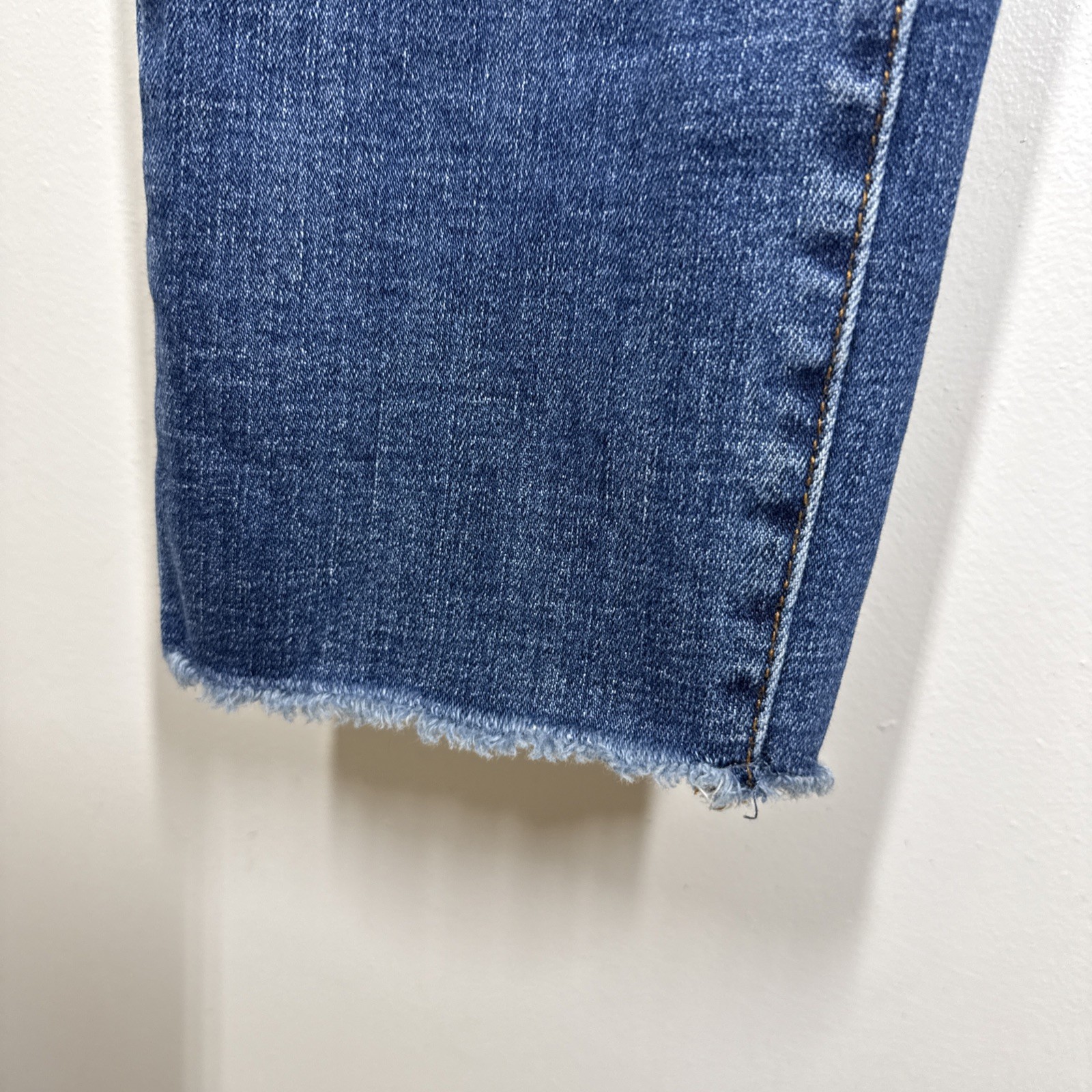JUDY BLUE Jean Womens Size 31 Boyfriend Fit Mid Rise Medium Wash Stretch Denim