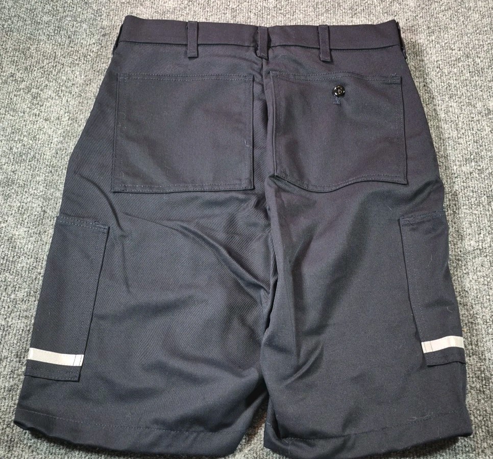 FedEx Stan Herman Reflective Stripe Cargo Shorts Dark Navy Work Size 31L FD28043