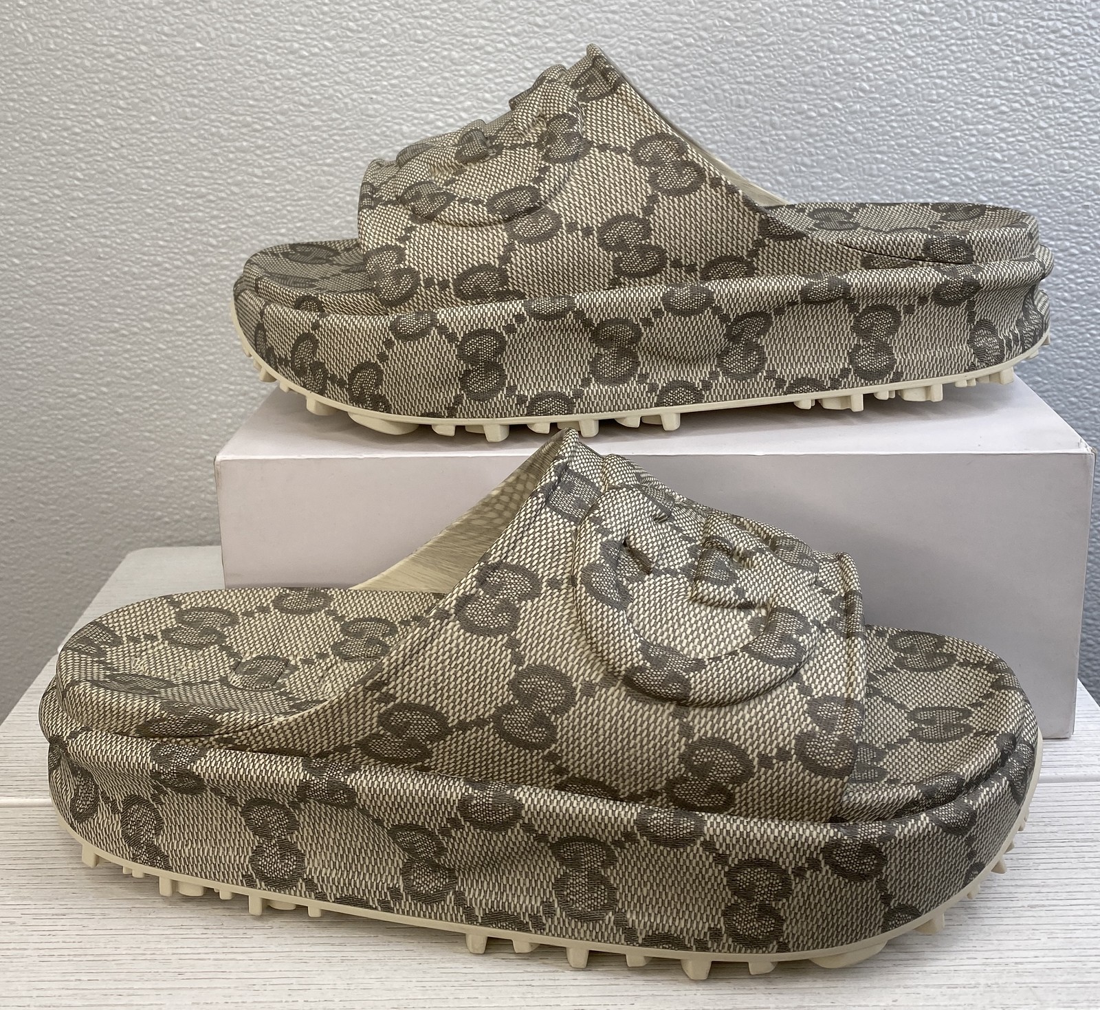 Gucci Miami Slides Mens US12 UK11 Beige-Ebony Rubber Platform Sandals *PREOWNED*