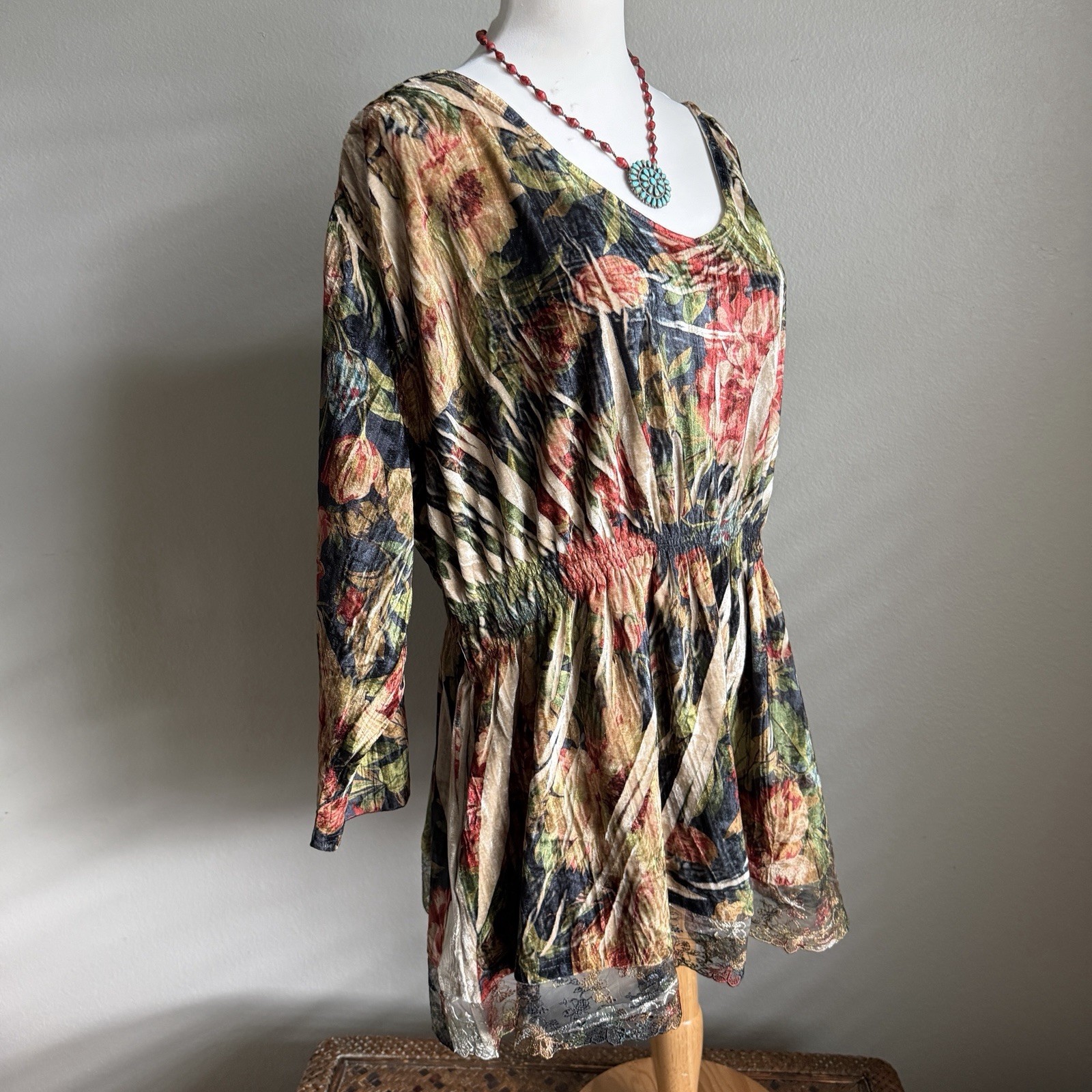 A Rare Bird NWT Floral Crushed Velvet Tunic Top w Pockets & Lace One SZ S M L XL