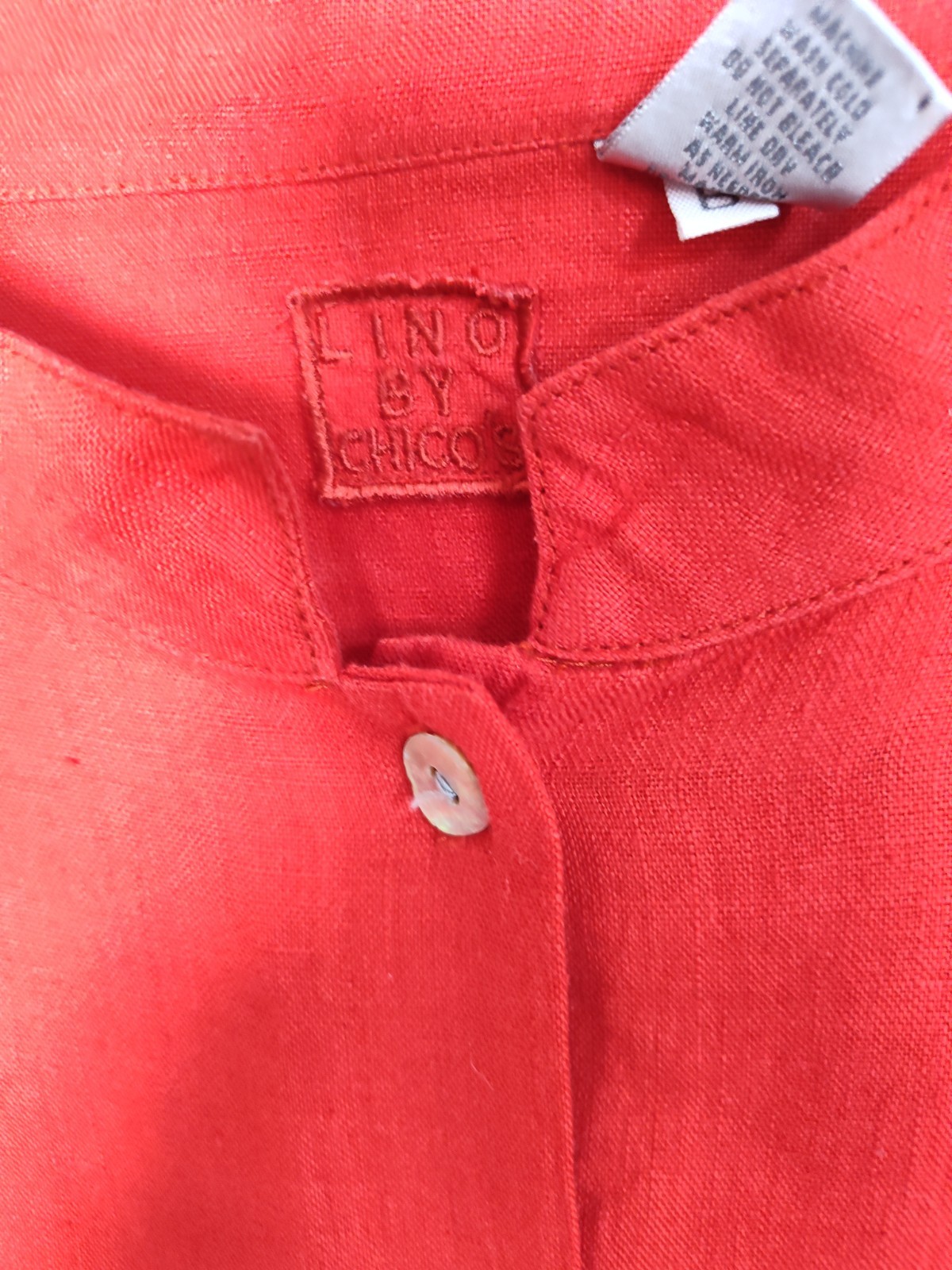 Chico’s Linen No Iron Solid Red Button Long Sleeve Ruffle Cuff Tunic Sz 3 =16-18