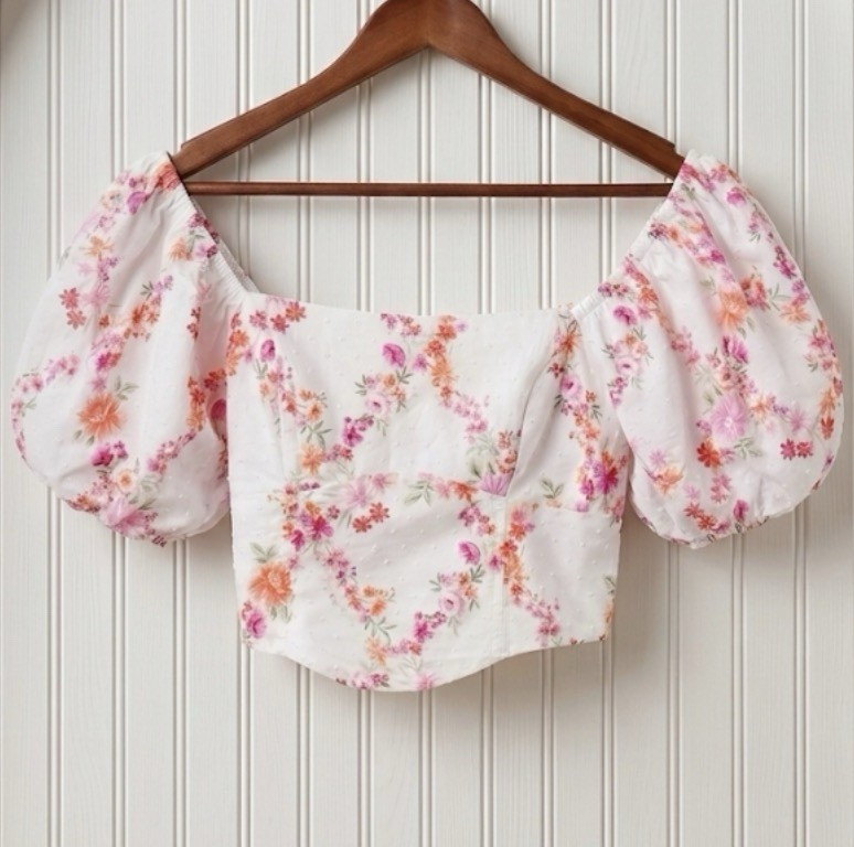 Altar’d State Women’s S White Floral Smocked Puff Sleeve Cropped Square Neck