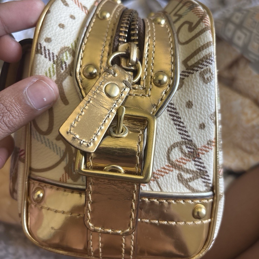 Coach Signature C Logo Small Shoulder Bag Beige, Gold Trim, Zip Turn Lock