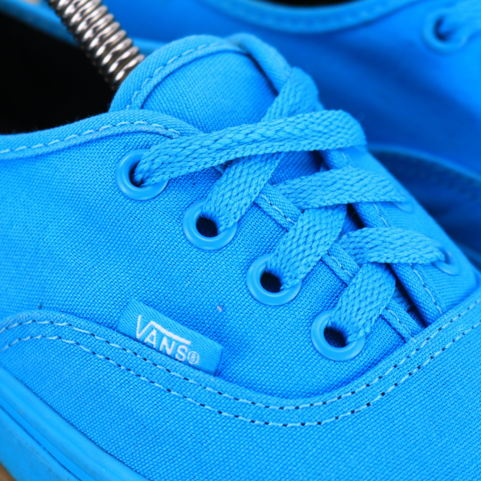 Vans Mono Turquoise Blue Low Lace up Canvas Sneaker Shoes Size Men 5.5 / Women 7