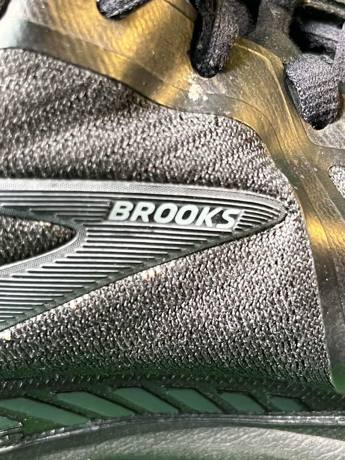 brooks adrenaline gts 20 mens 12 black running training outdoor indoor