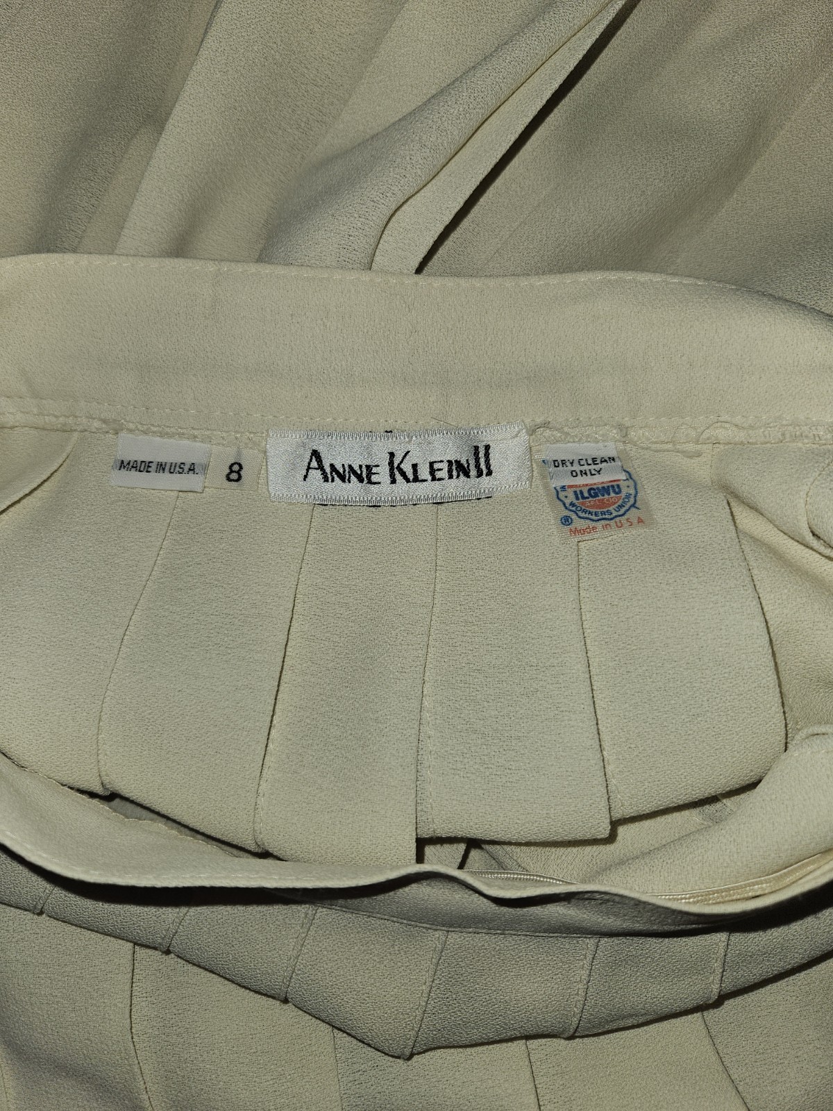 Anne Klein II Beige Solid Pleated Button-Front Midi Skirt Women’s Size 8