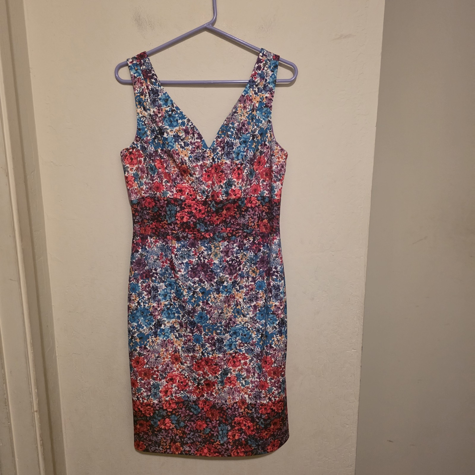 Karl Lagerfeld Floral V-Neck Midi Dress in Red, Blue, Purple Size 12