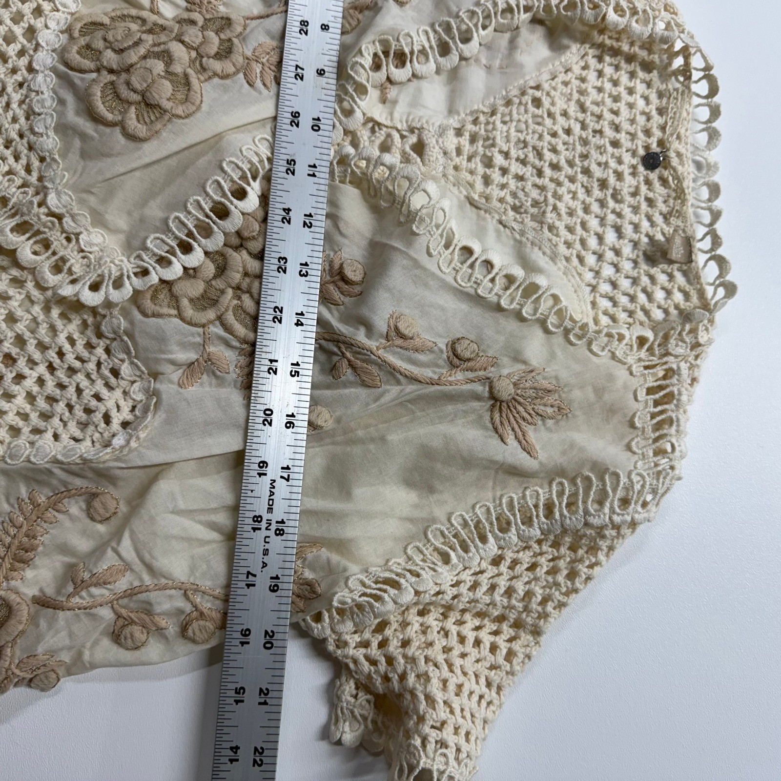 Knitted Dove Cream Floral Embroidered Crochet Lace Wrap Top