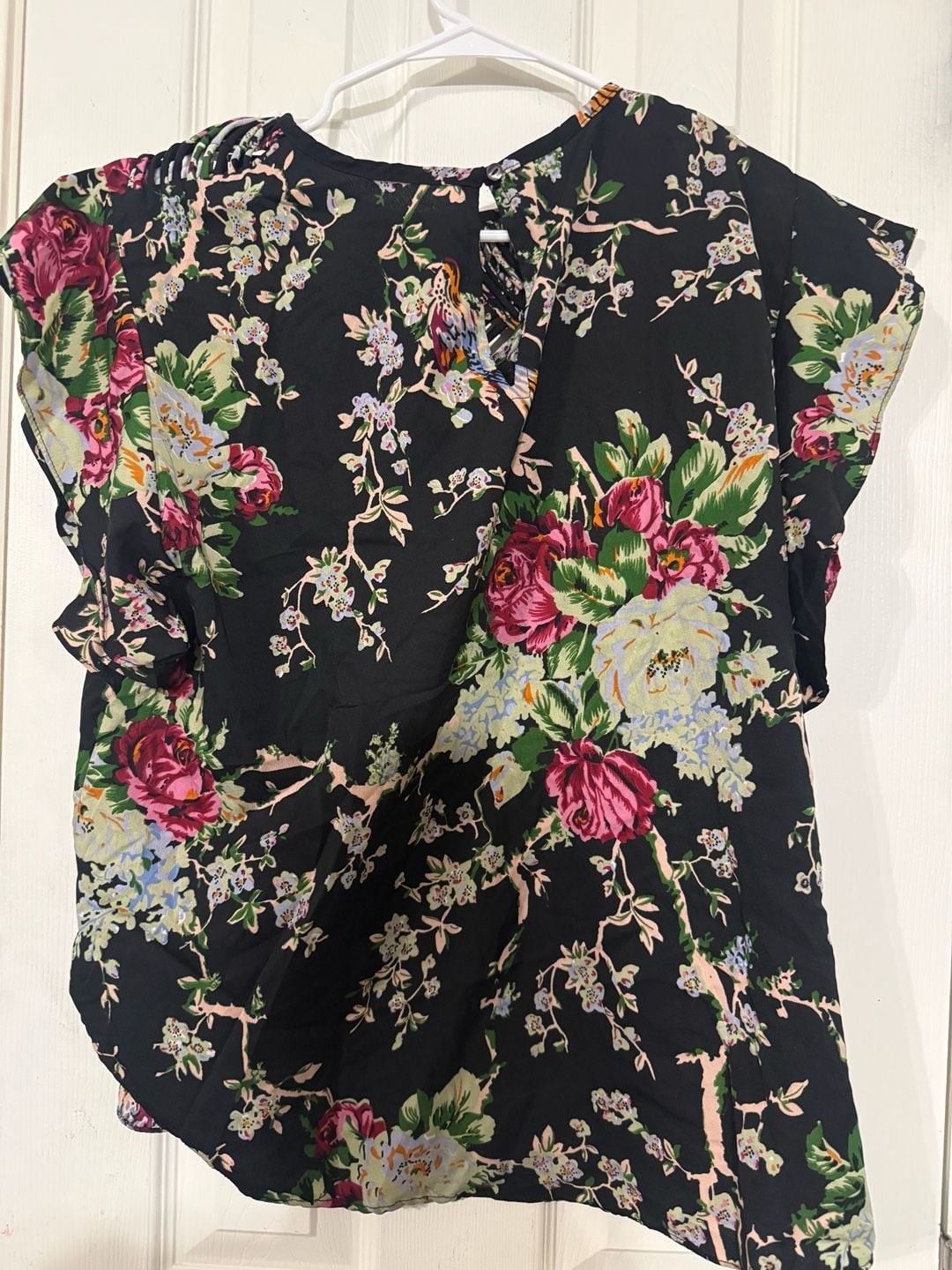 Ranna Gill Anthropologie Black Floral Print Cutout Detail Ruffle Sleeve Blouse